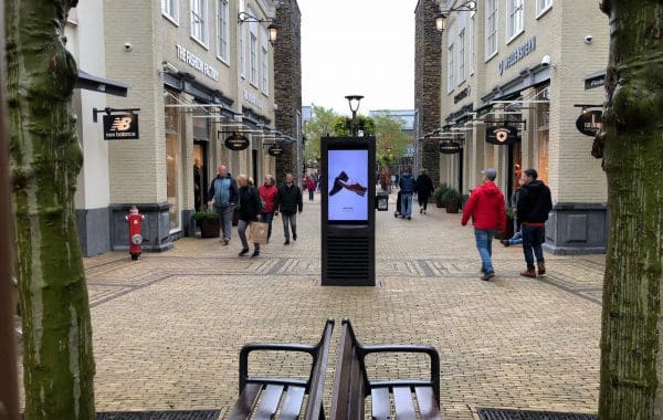 Bataviastad - Narrowcasting - outdoor - Digital Pixel Marketing