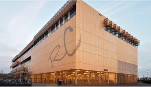 Reeshof college schoolgebouw